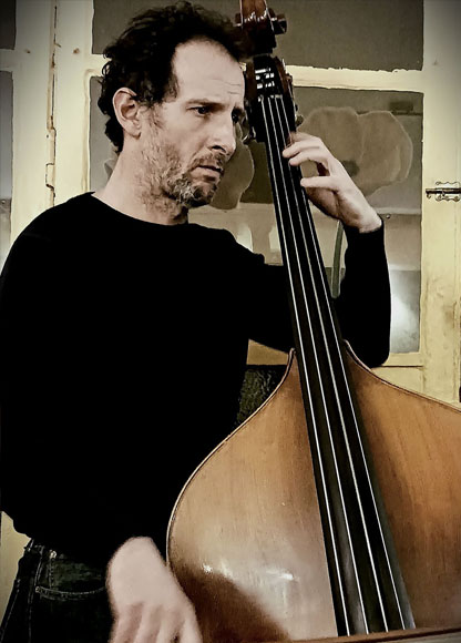 photo musicien Rodrigue MAURAND contrebasse-BD