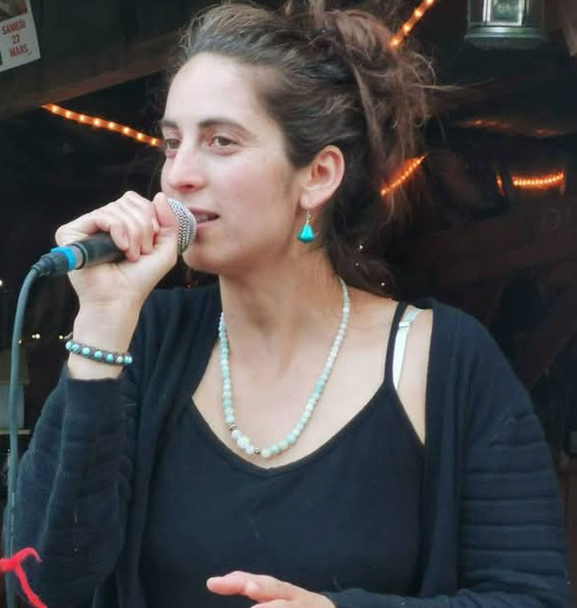 photo musicienne Anne CLAEYS chant-BD